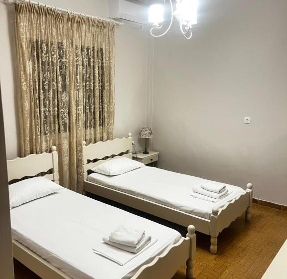 ３ベッドルームハウス, Eva Beach