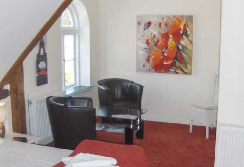 חדר משפחתי, Frøslev Kro