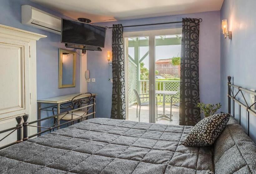 Номер Стандарт Трехместный, Hôtel Minvielle Résidence Les Oliviers