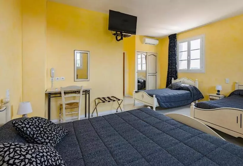 スタンダード４人部屋, Hôtel Minvielle   Résidence Les Oliviers