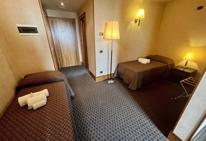 디럭스 4인 룸, La Fenice