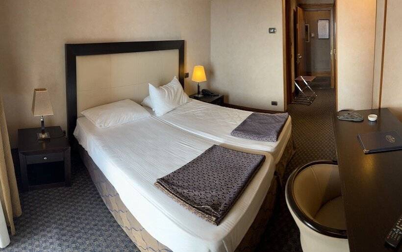 غرفة ديلوكس, La Fenice