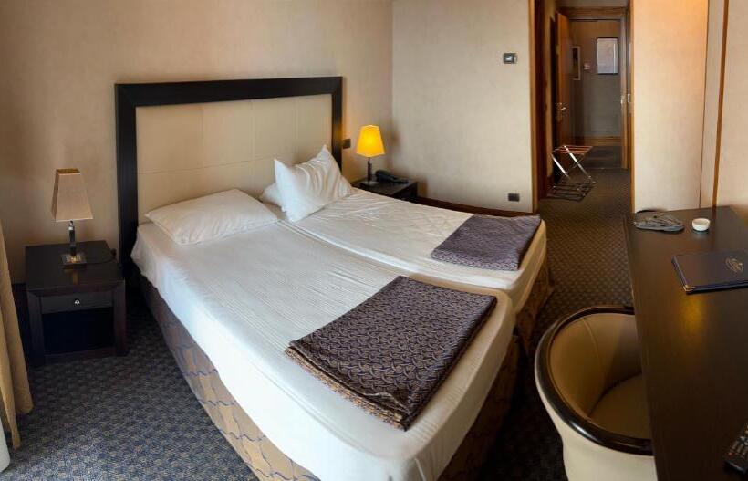 غرفة ديلوكس, La Fenice