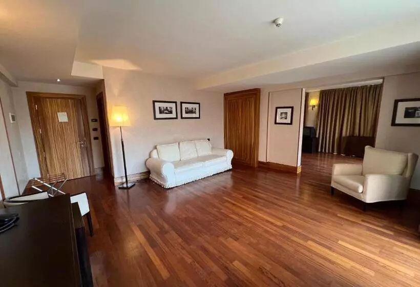 سوییت جونیور لوکس, La Fenice