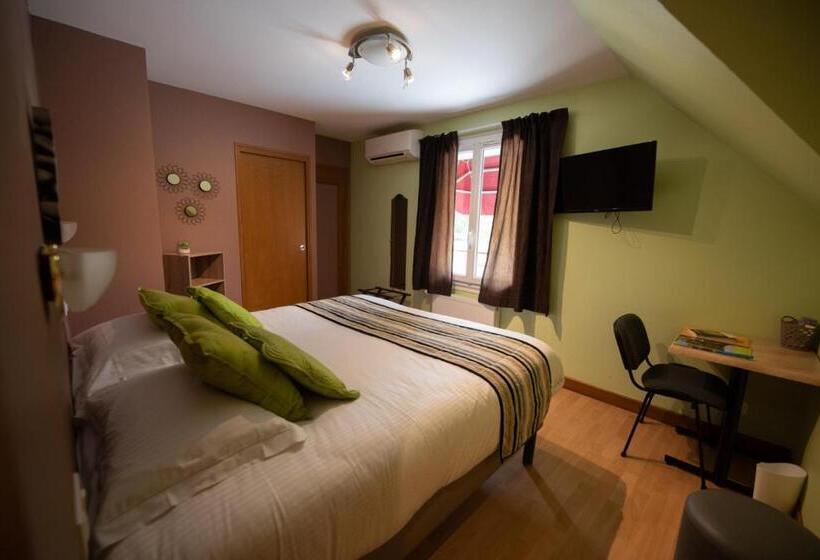 חדר סטנדרט, Logis Hotel Restaurant L Escapade