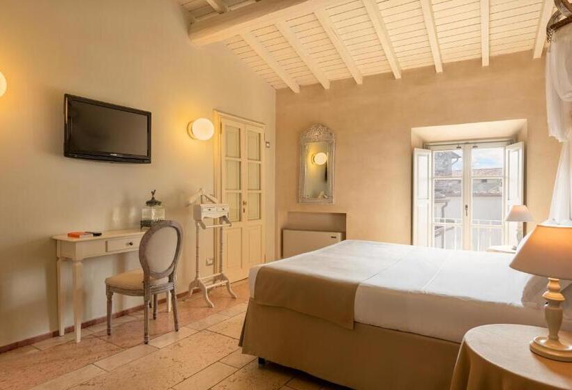 수피리어 트리플 룸, Palazzo Novello