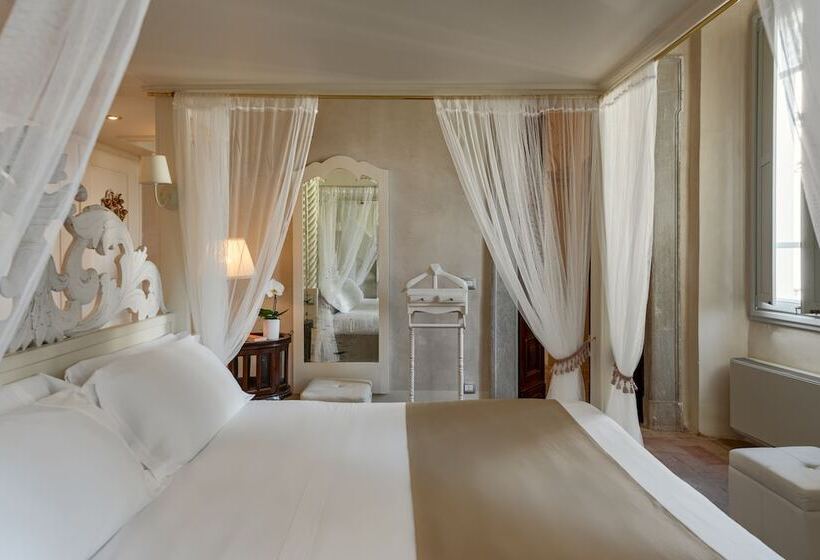 스위트, Palazzo Novello