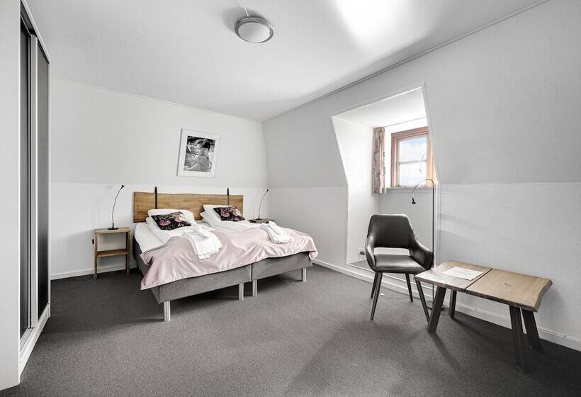 Номер Стандарт, Phønix Brønderslev