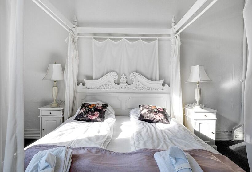 Номер Стандарт, Phønix Brønderslev