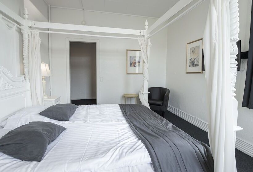 Номер Стандарт, Phønix Brønderslev