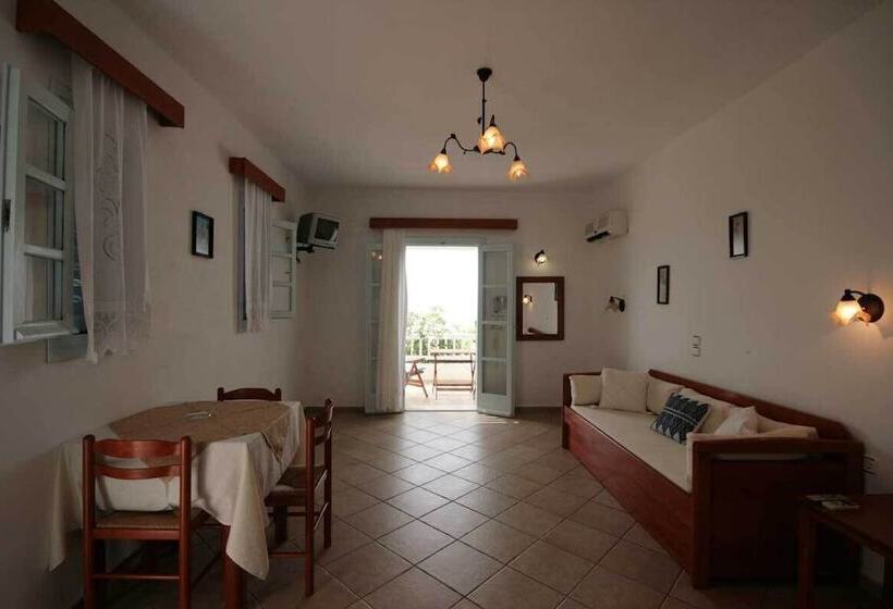 Номер Superior, Pirgos Stelida