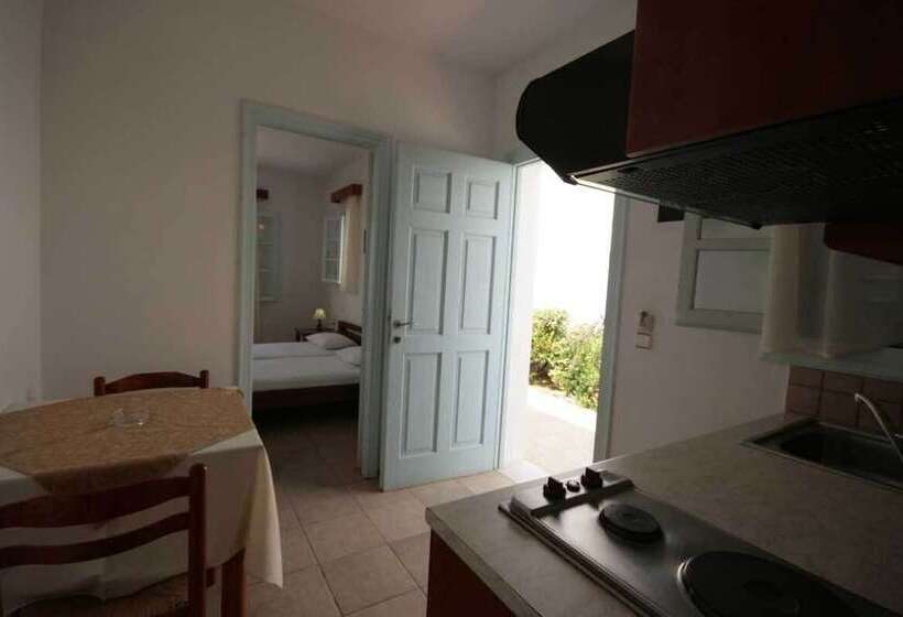 Семейный Номер, Pirgos Stelida