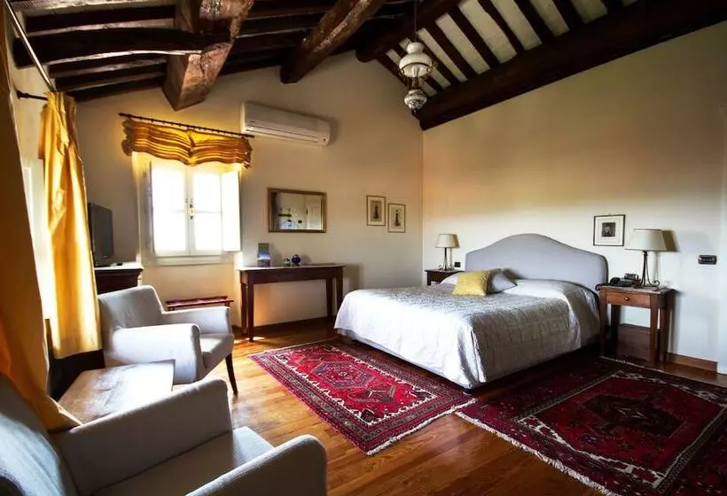 スタンダードルーム, Relais Castello Di Razzano
