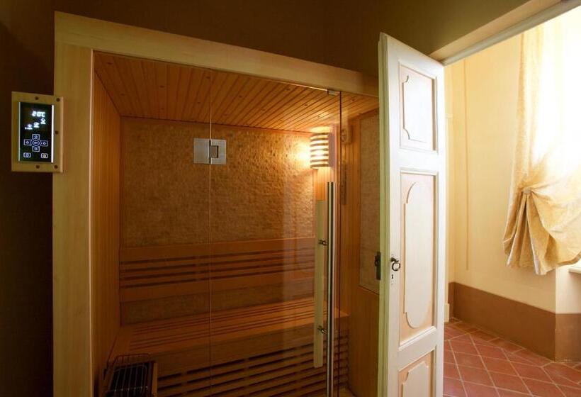 סוויטת סופריור, Relais Castello Di Razzano