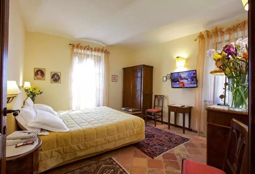 メゾネットスイート, Relais Castello Di Razzano