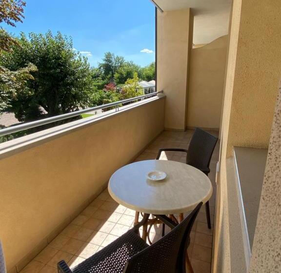 חדר סטנדרט יחיד עם מרפסת, Ristorante Primavera