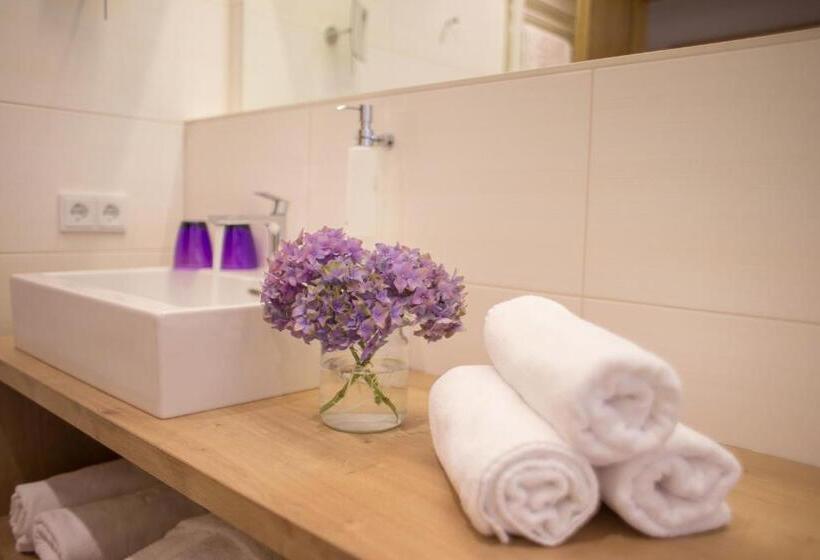 주니어 스위트, Stadt Wien