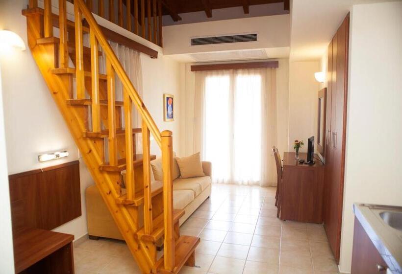 דירת חדר, Summertime Inn