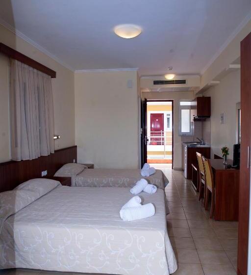 דירת חדר, Summertime Inn