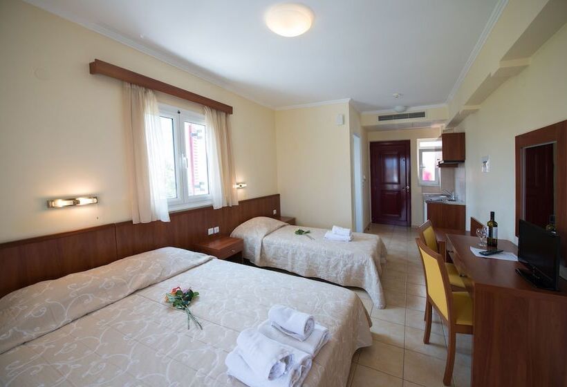 דירת חדר דלוקס, Summertime Inn