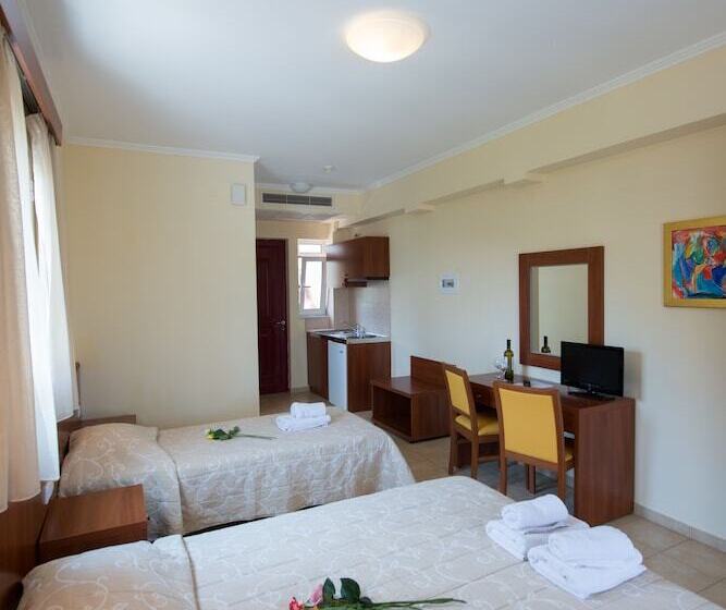 דירת חדר דלוקס, Summertime Inn