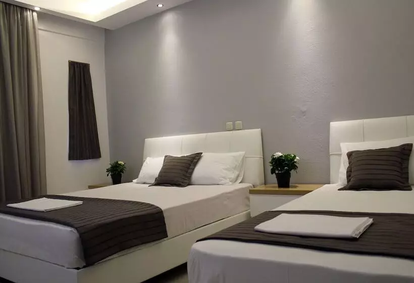 Chambre Triple Standard, Zeus