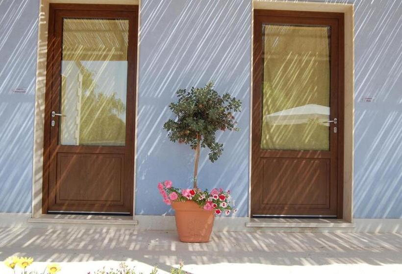 스탠다드 트리플 룸, Terre Iblee Resort