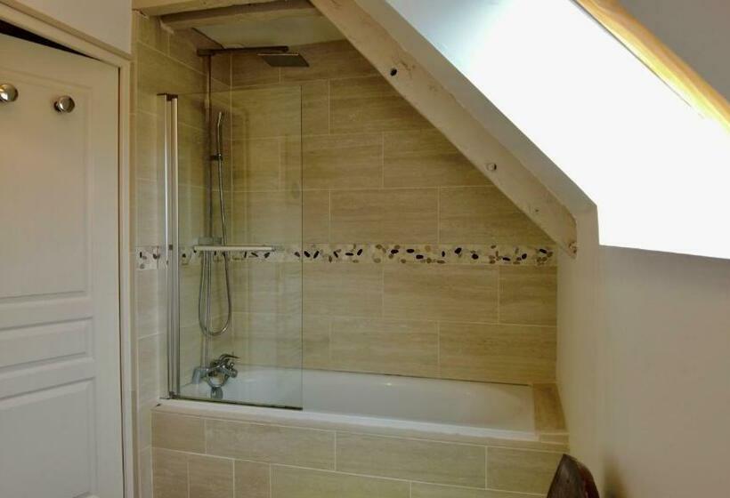 חדר סטנדרט, Domaine De La Besnerie Gites Avec Spa Privatif à 10 Min Du Mont St Michel