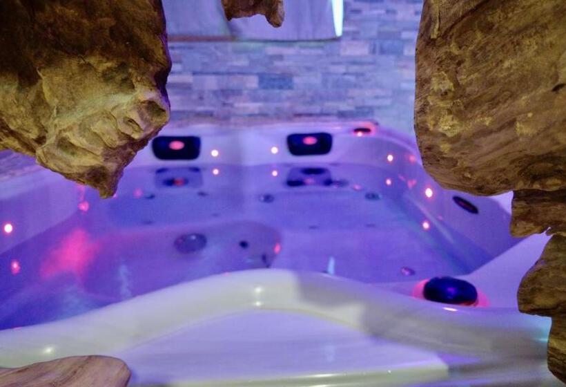 جناح, Domaine De La Besnerie Gites Avec Spa Privatif à 10 Min Du Mont St Michel