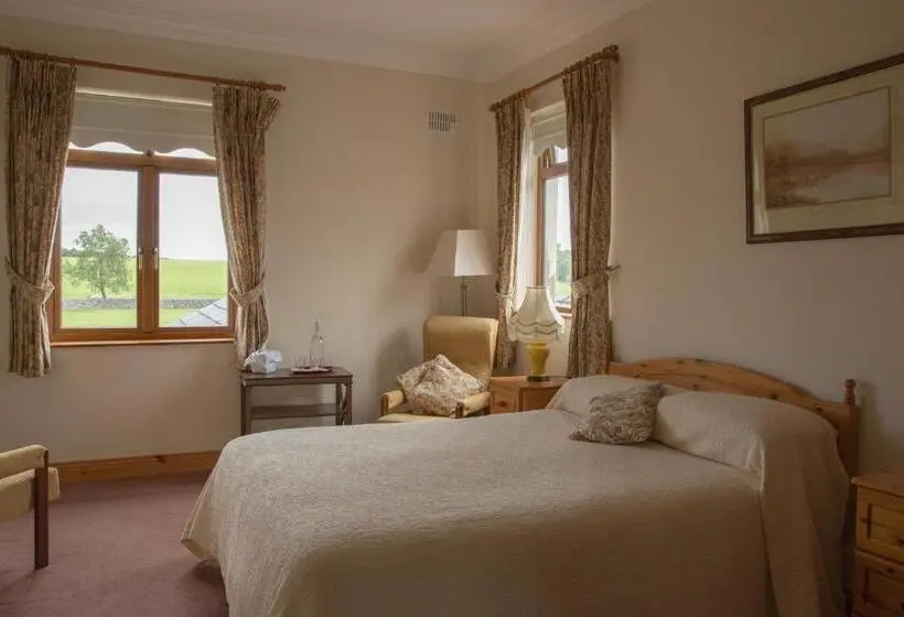 デラックストリプルルーム, Cahergal Farmhouse B&b