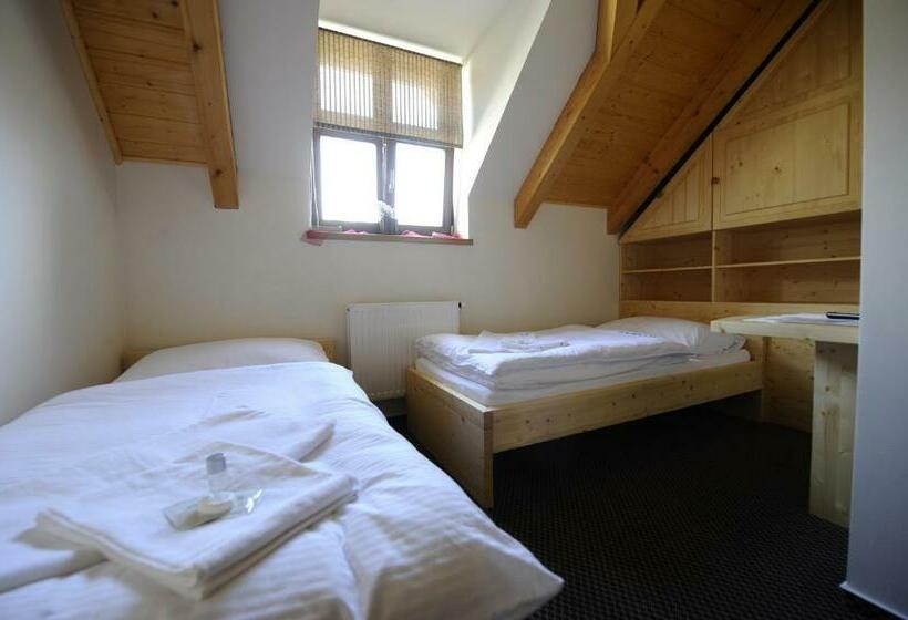 스탠다드 룸, Baloncentrum Břestek