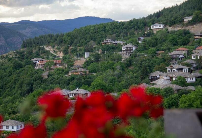 בית, חדר שינה 1, Leshtenski Rai Guest House