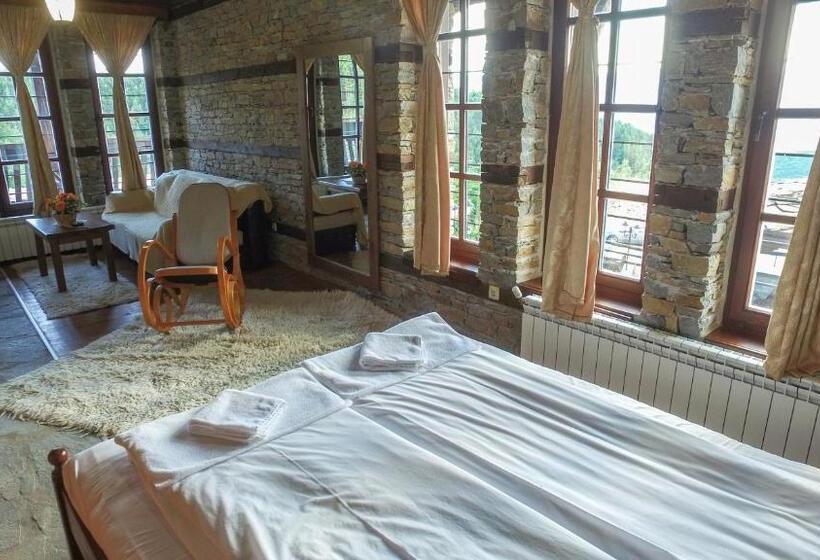 חדר משפחתי, Leshtenski Rai Guest House