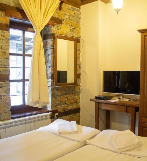 חדר אקונומי, Leshtenski Rai Guest House