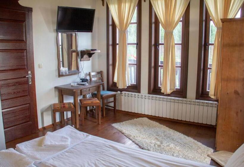 חדר סטנדרט נוף להרים, Leshtenski Rai Guest House