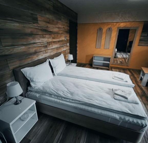 חדר דלוקס עם מרפסת, Leshtenski Rai Guest House