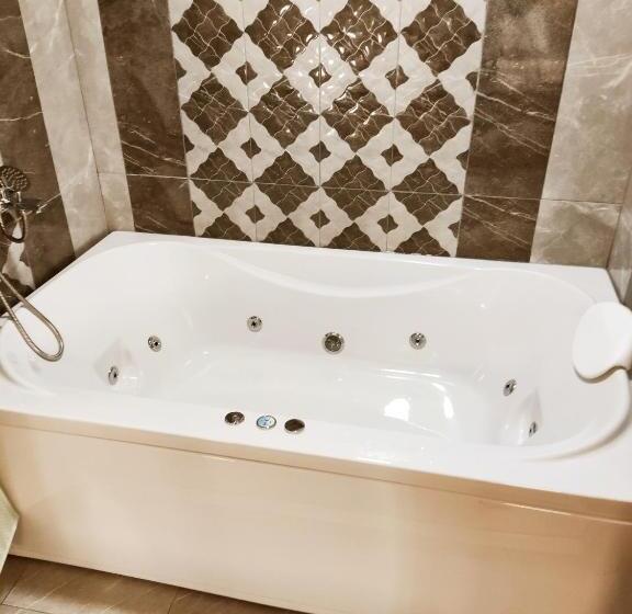 Номер Deluxe с Балконом, Leshtenski Rai Guest House