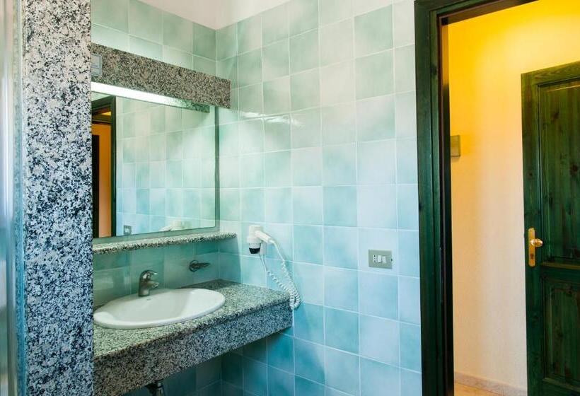 トリプルクラシックルーム, Nicolaus Club Torre Moresca