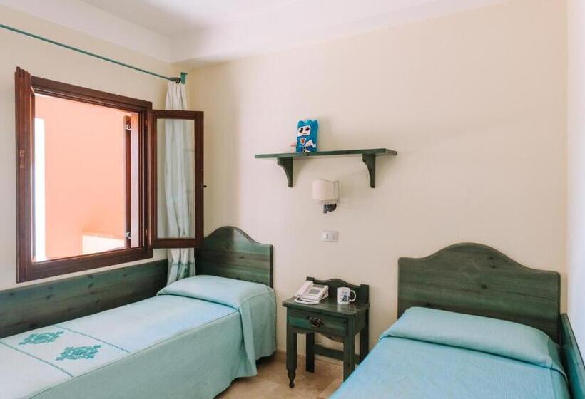Quarto Familiar, Nicolaus Club Torre Moresca