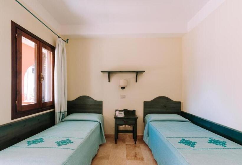 ファミリールーム, Nicolaus Club Torre Moresca