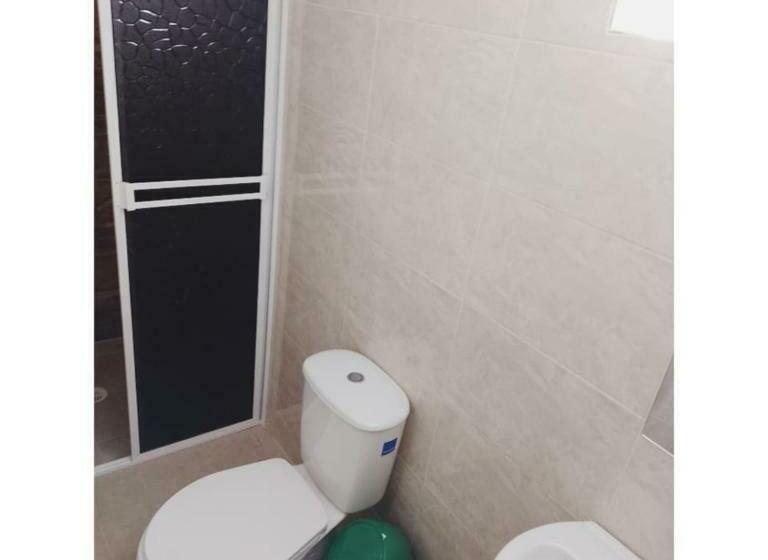 标准间, Terra Bella