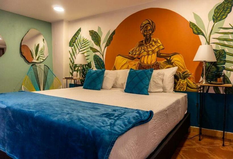 סוויטת ג'וניור עם מרפסת, Candilejo Hotel Boutique