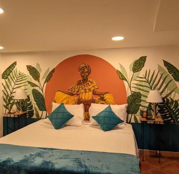 סוויטת ג'וניור עם מרפסת, Candilejo Hotel Boutique