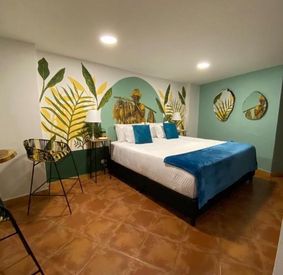 סוויטת ג'וניור עם מרפסת, Candilejo Hotel Boutique