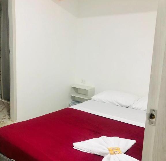 豪华房间, Café Color