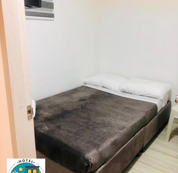 经济房, Café Color