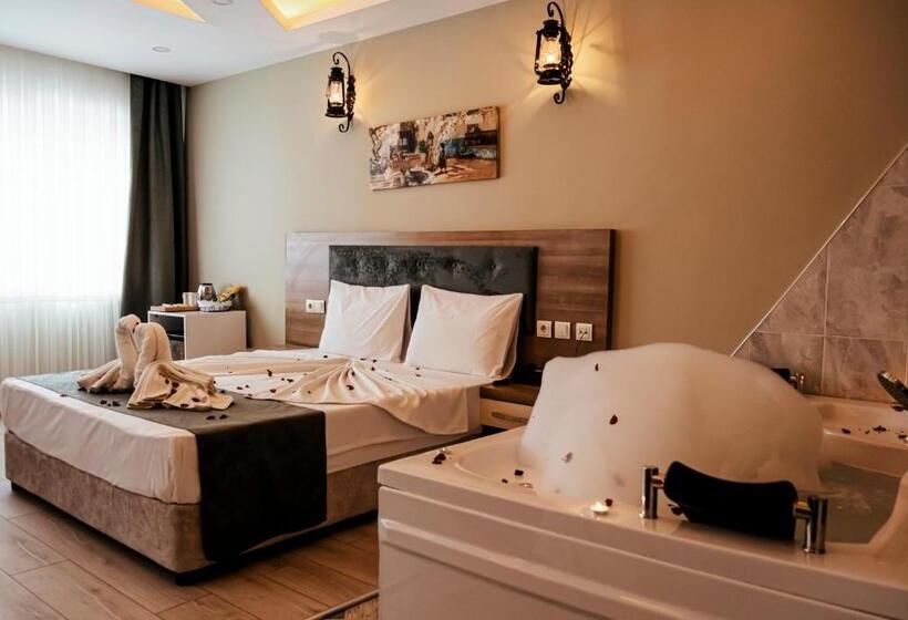 Люкс Повышенной Комфортности, Hasuni̇ Taş