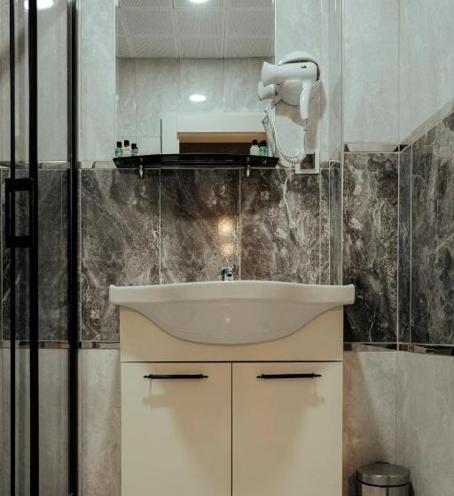 Номер Стандарт с Балконом, Hasuni̇ Taş