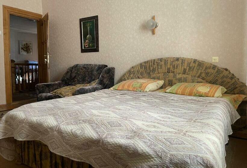 اتاق استاندارد, роксолана
