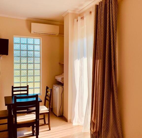 标准三人间, Family Tree   Quiet Area  Self Check In